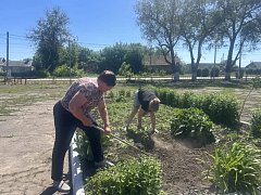 В нашем районе прошел очередной субботник